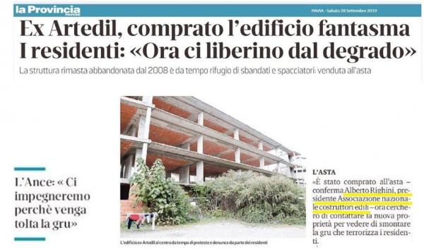 Vigevano_Edificio_Ex_Artedil_Il_Presidente_di_Ance_Pavia_Ing_Arch_Alberto_Righini_conferma_la_vendita_all_asta_e_aggiunge_Ci_impegneremo_a_contattare_la_nuova_propriet_affinch_venga_rimossa_quella_gru_che_terrorizza_i_residenti